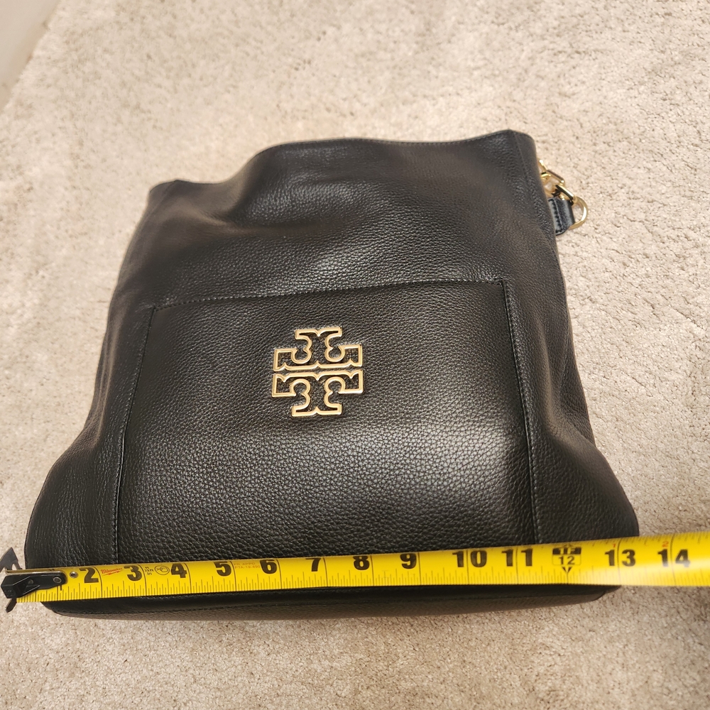 Tory Burch Black and Gold Shoulder Bag - Picture 13 of 16